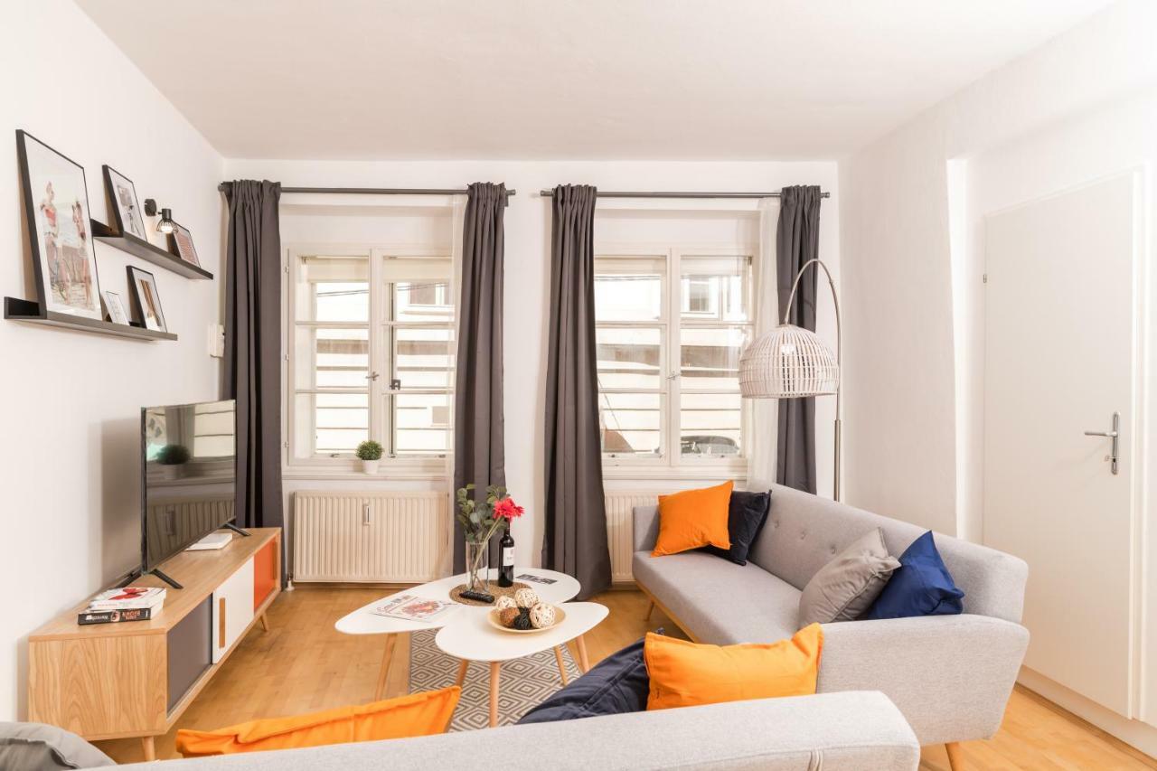 Apartamento Zum Grazer Uhrturm Exterior foto